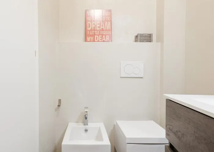 Mascarella 33 By Boloňa