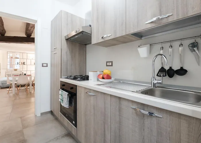 Mascarella 33 By * Boloňa